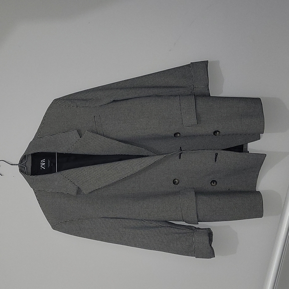 Zara Oversized Blazer with pad - Picture 1 of 8